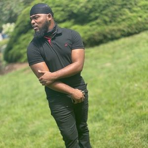 Meet your Posher, Elijah